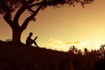 太原拍婚纱照哪里比较好一些 太原拍婚纱照的外景