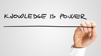 小学生五年级分数口算题（有答案的）50道？