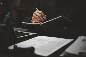 小学生五年级分数口算题（有答案的）50道？