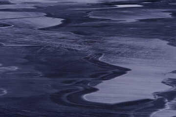 为什么主流的数码产品的默认颜色全是黑的-